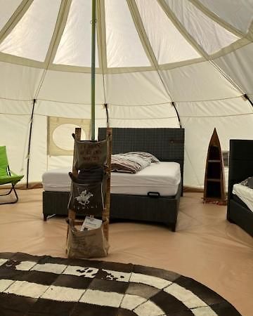Natuur-Like Glamping In Bosland Pelt Экстерьер фото