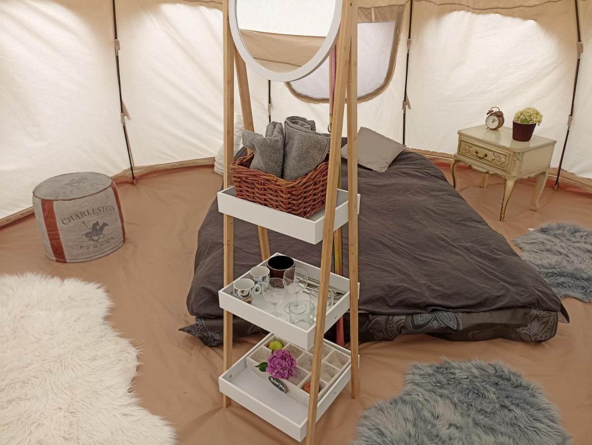 Natuur-Like Glamping In Bosland Pelt Экстерьер фото