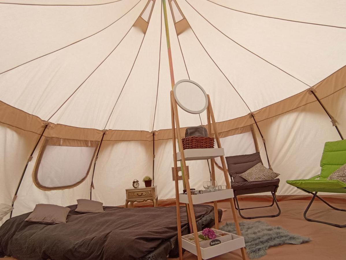 Natuur-Like Glamping In Bosland Pelt Экстерьер фото
